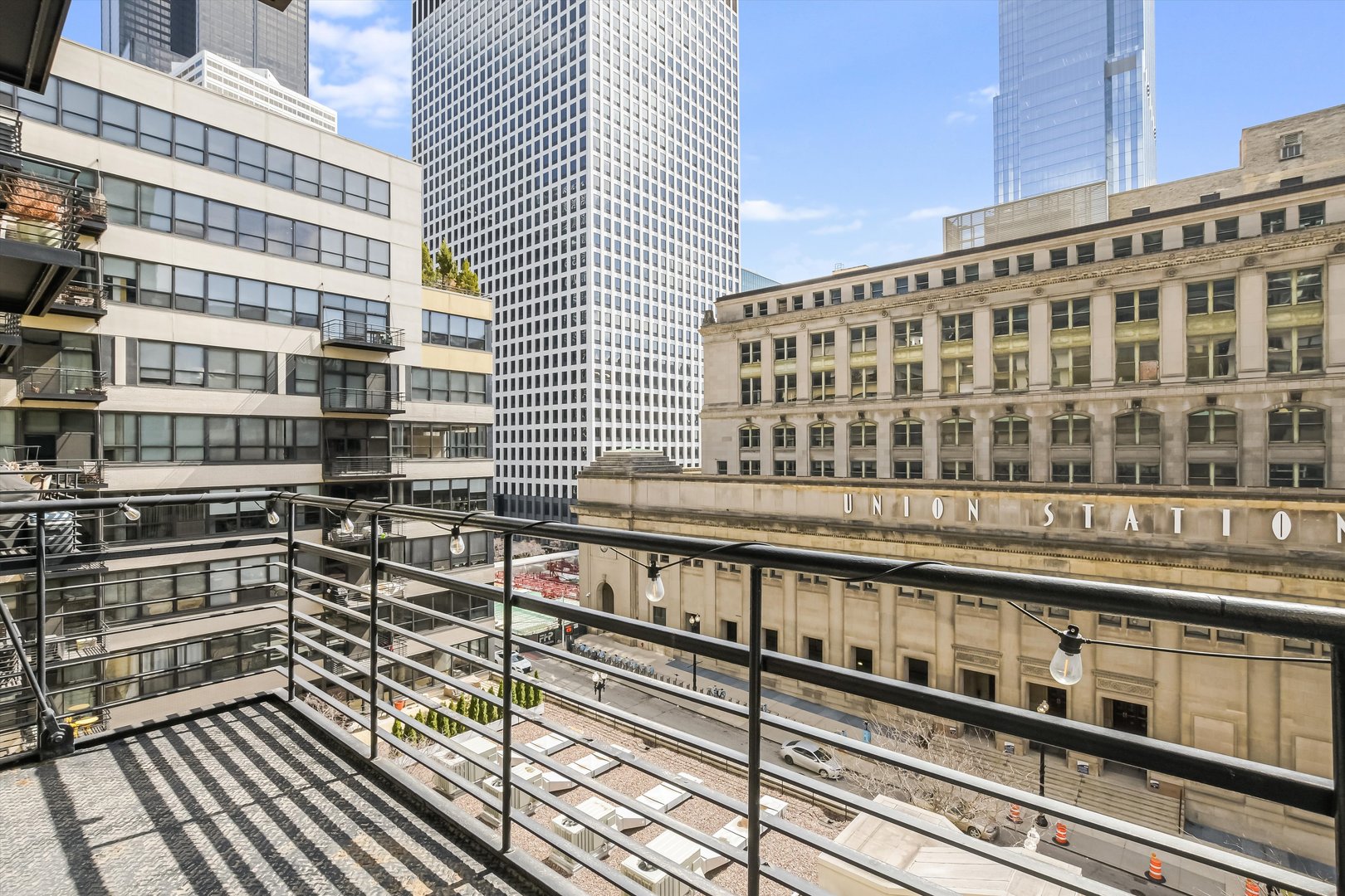 130 S CANAL Street Unit: 624