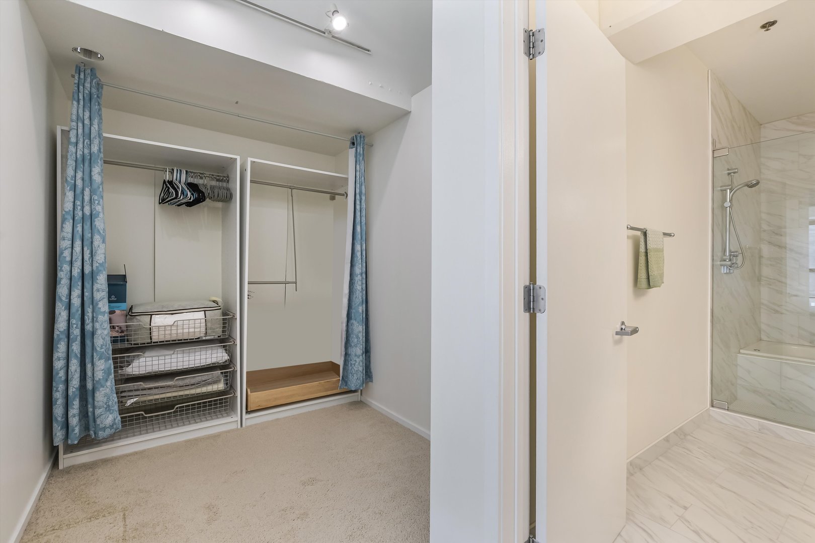 130 S CANAL Street Unit: 624