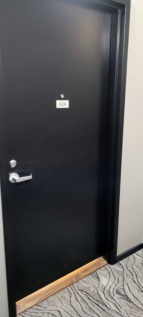 130 S CANAL Street Unit: 624