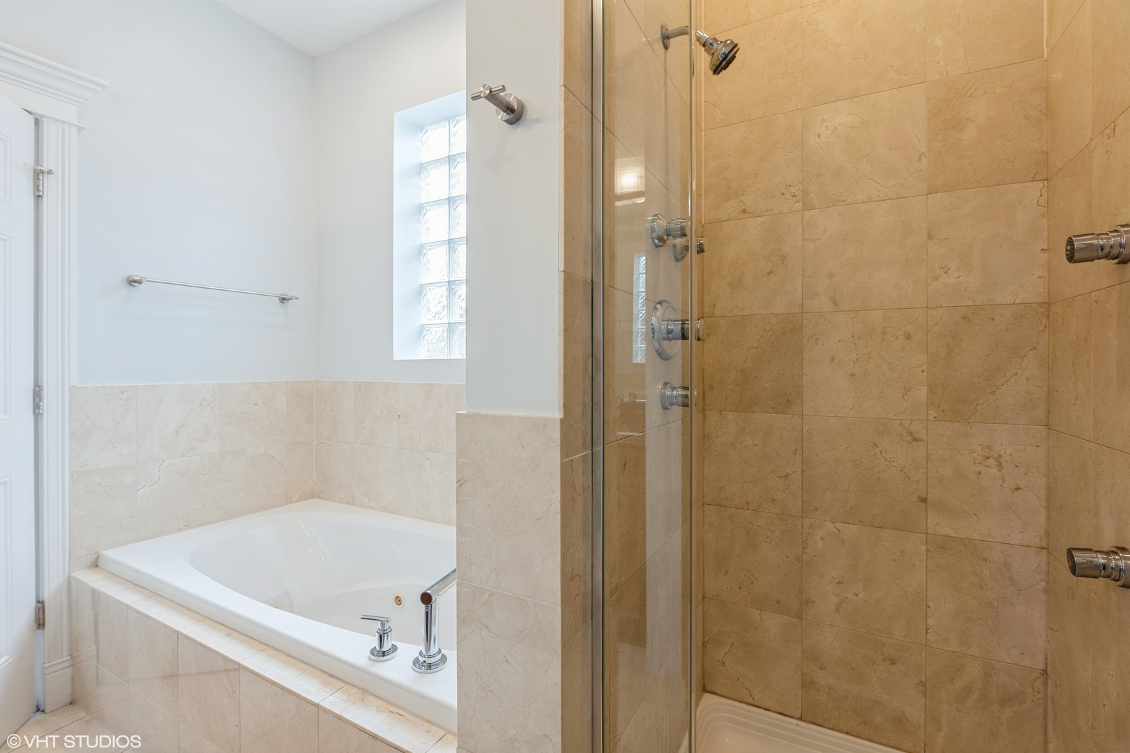2451 W Cortland Street Unit: 3
