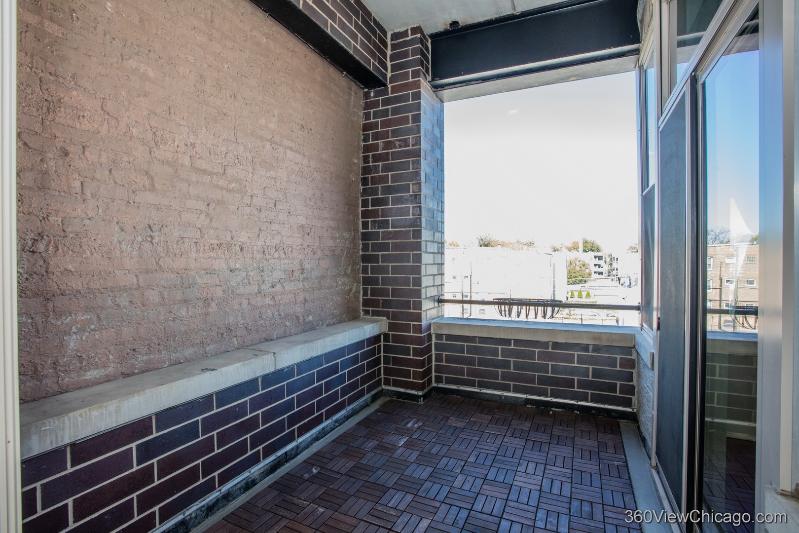 3113 W Lawrence Avenue Unit: A301