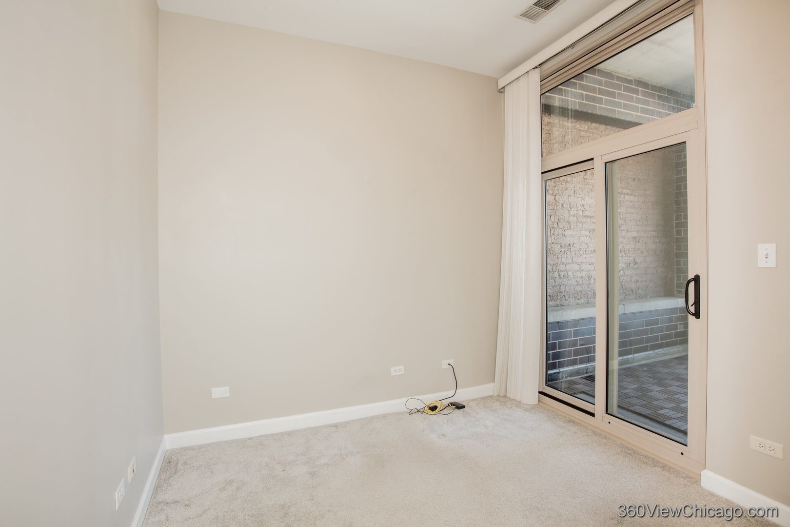 3113 W Lawrence Avenue Unit: A301