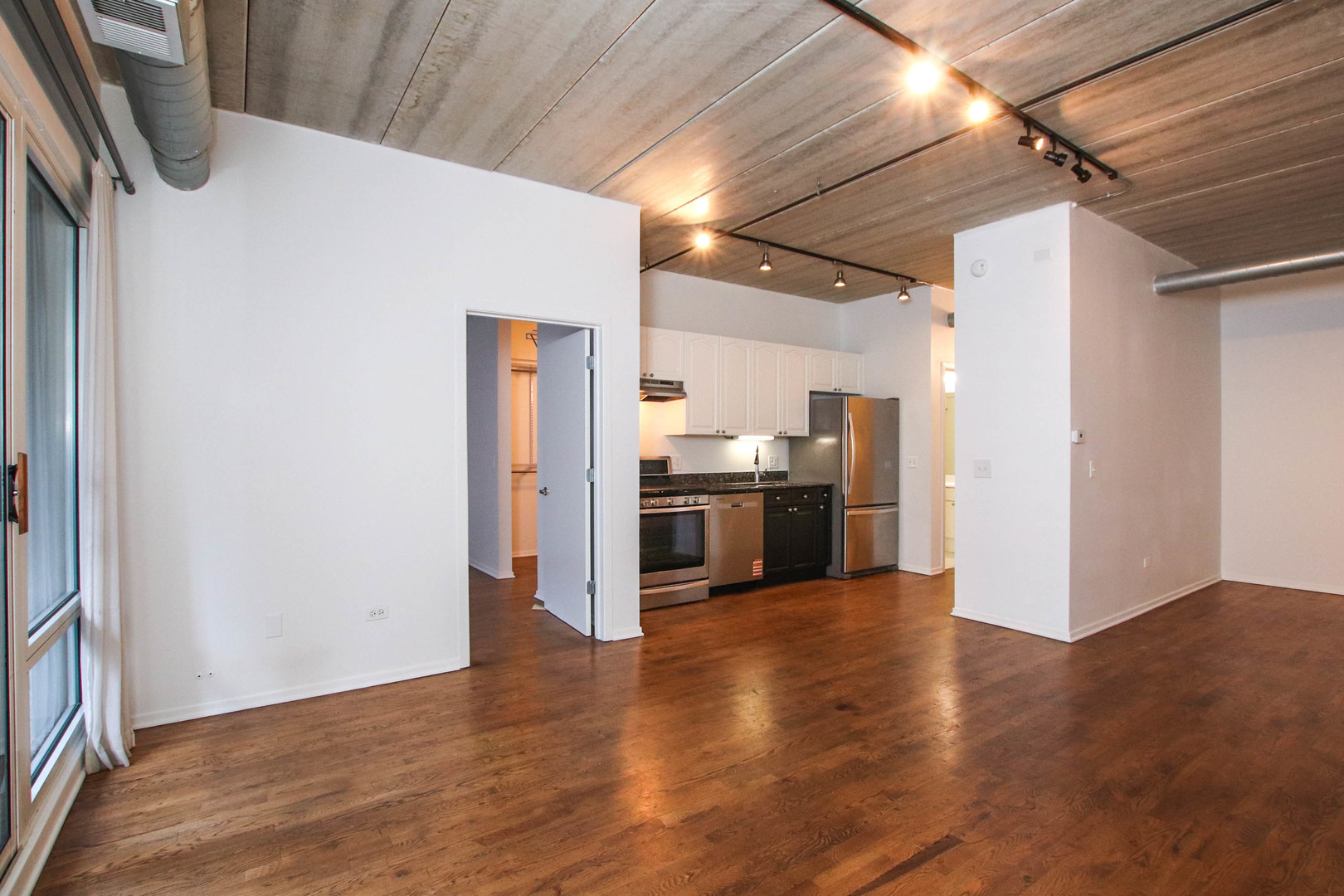 1440 S michigan Avenue Unit: 317