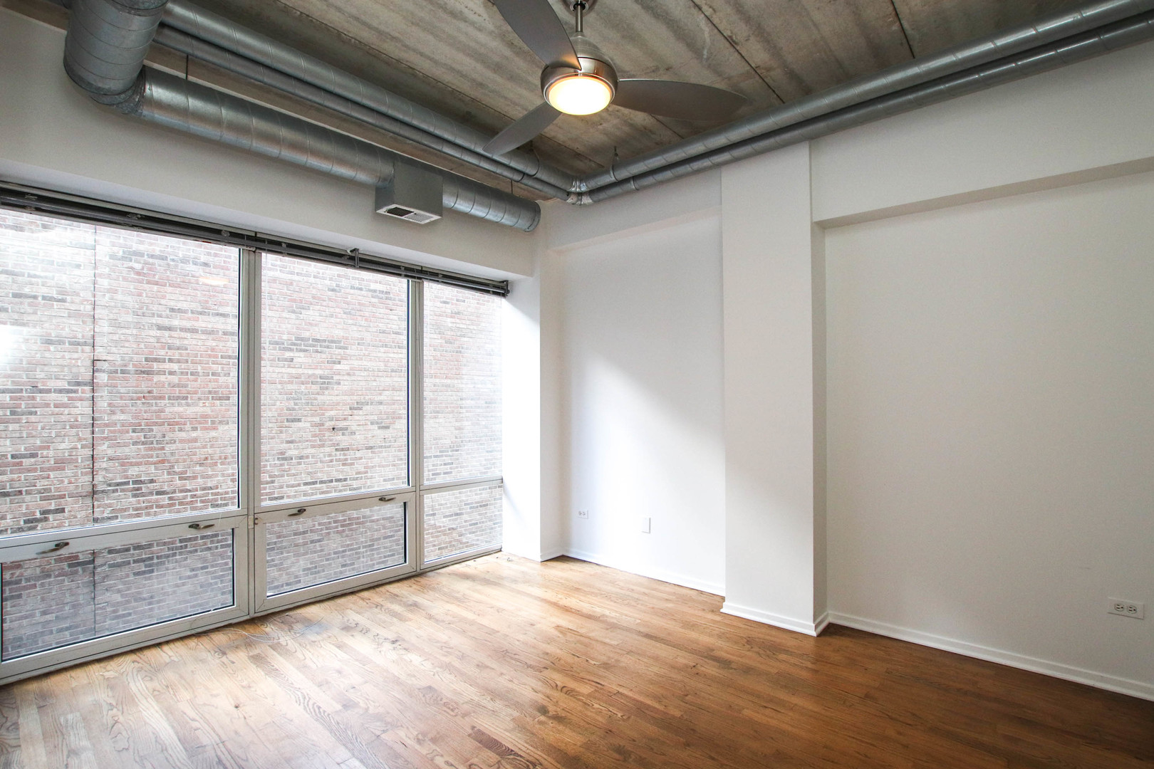 1440 S michigan Avenue Unit: 317