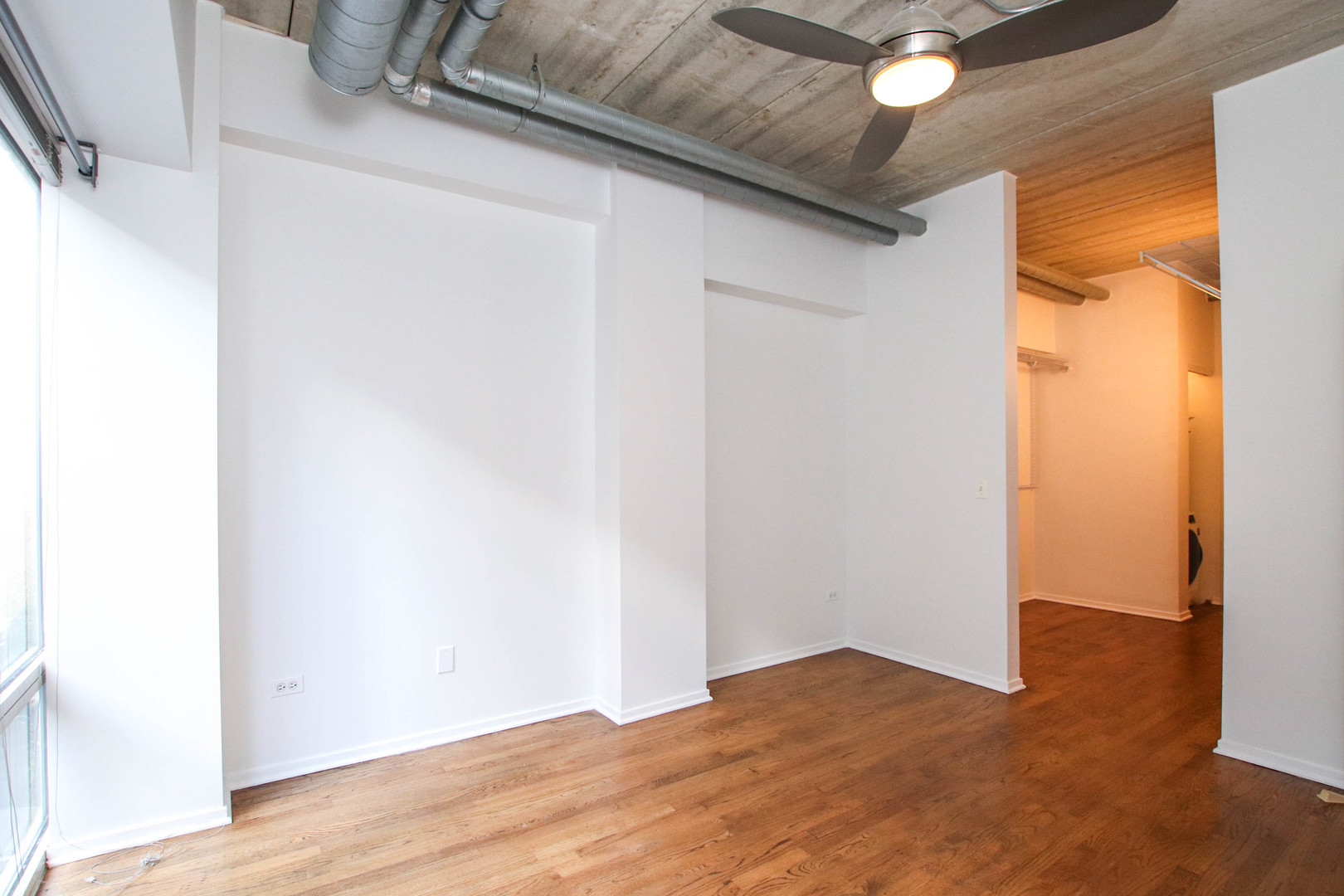 1440 S michigan Avenue Unit: 317