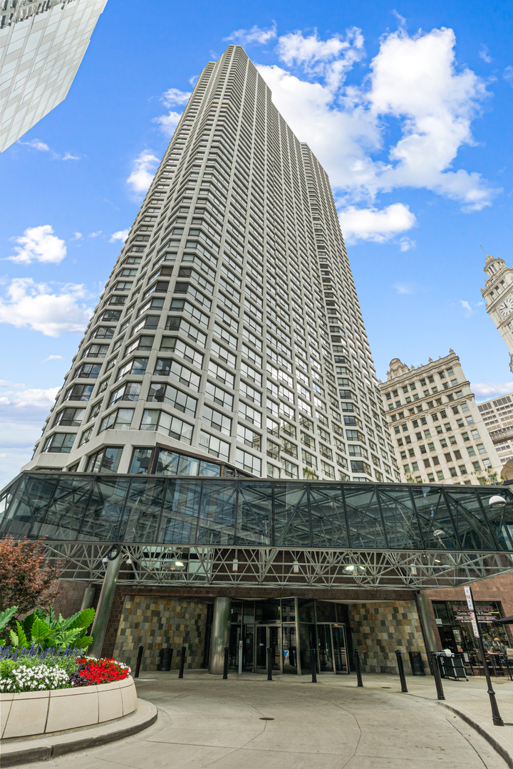 405 N Wabash Avenue Unit: 2814