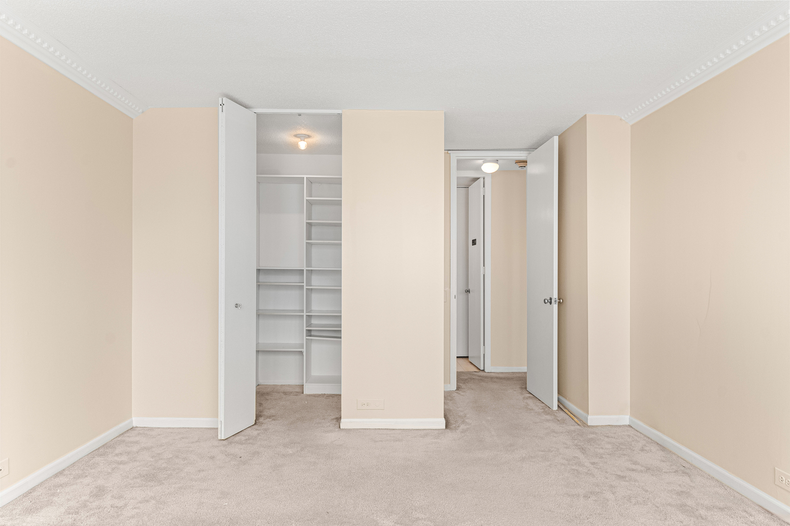 405 N Wabash Avenue Unit: 2814