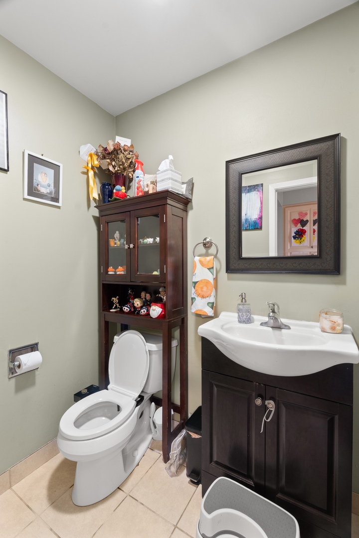 4726 N Winchester Avenue Unit: C