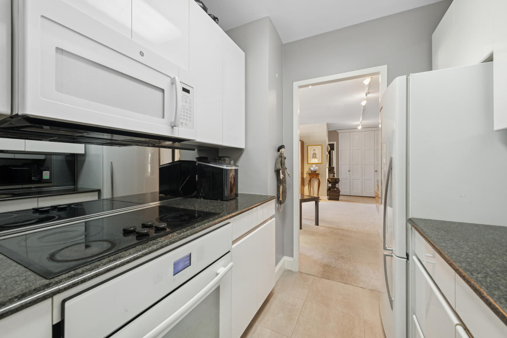 1325 N State Parkway Unit: 15C