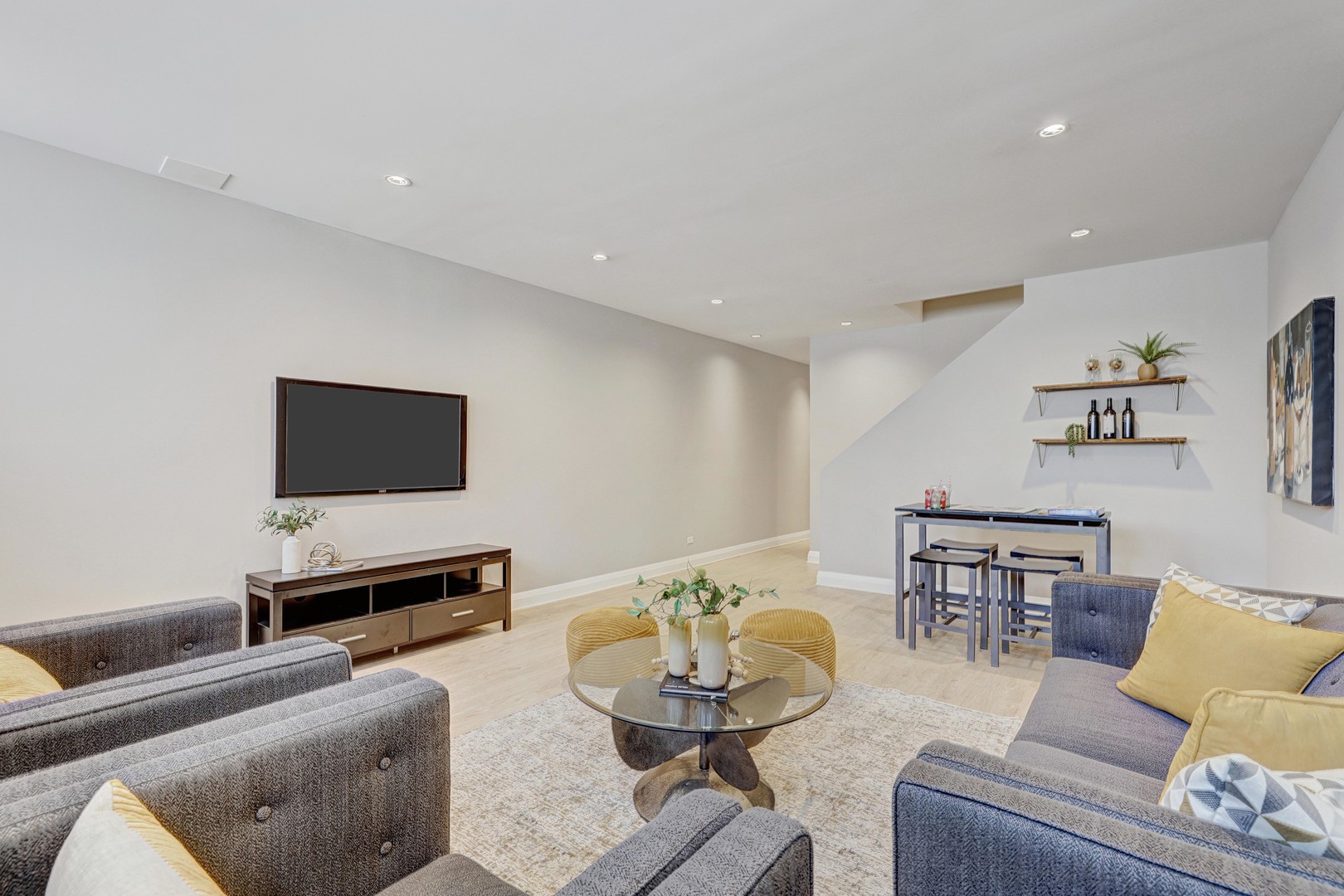 3406 N Keating Avenue