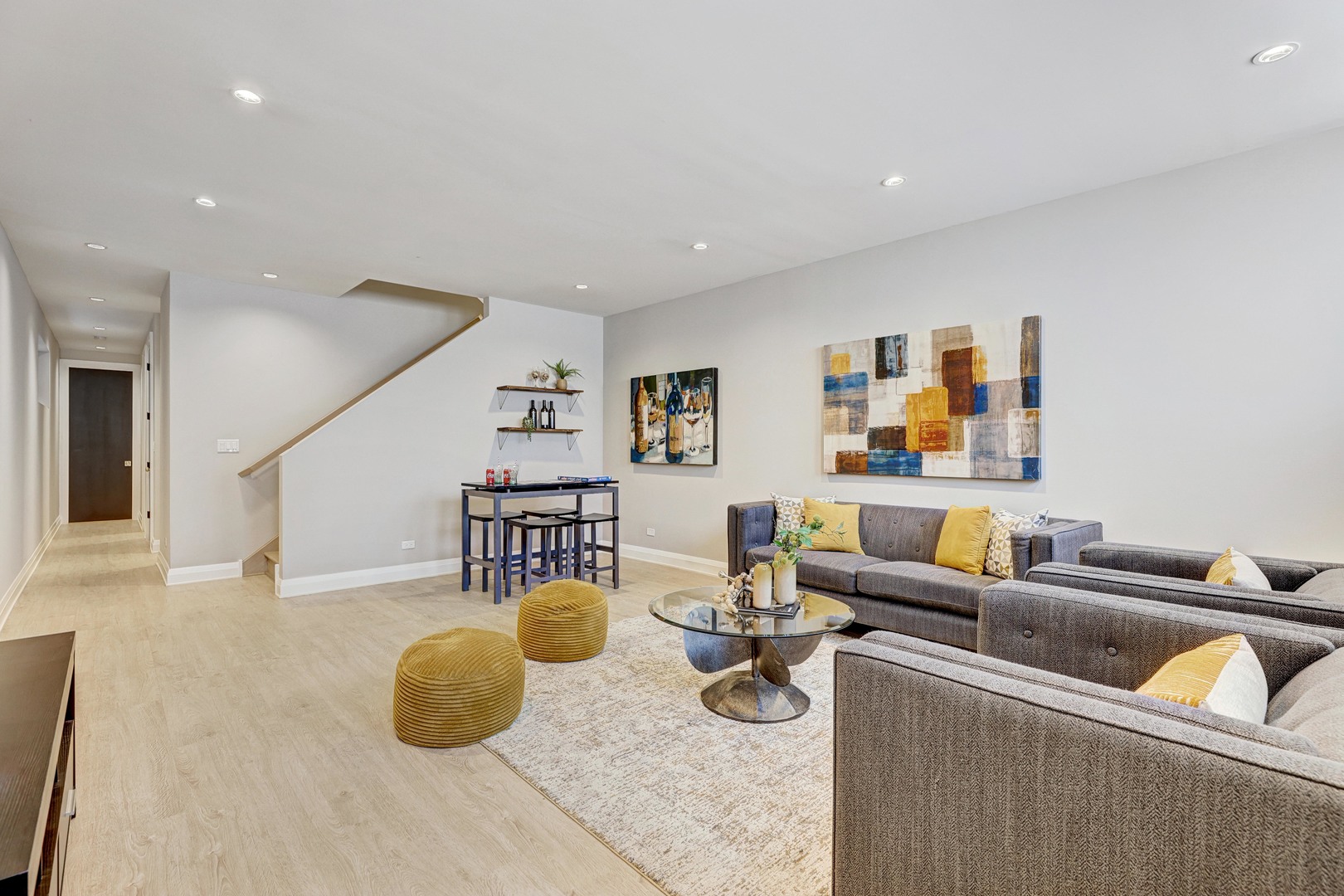 3406 N Keating Avenue