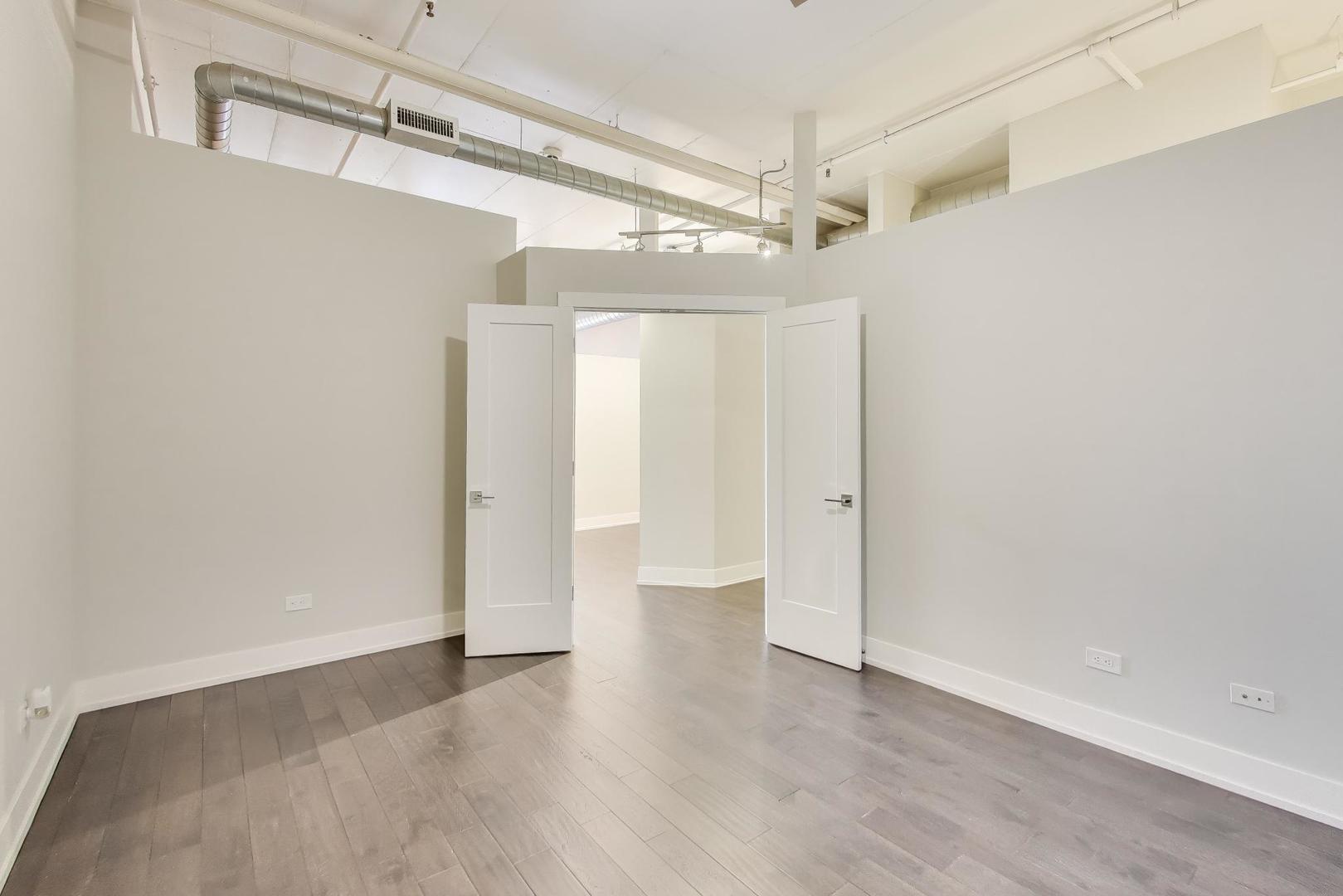 1301 W Madison Street Unit: 315