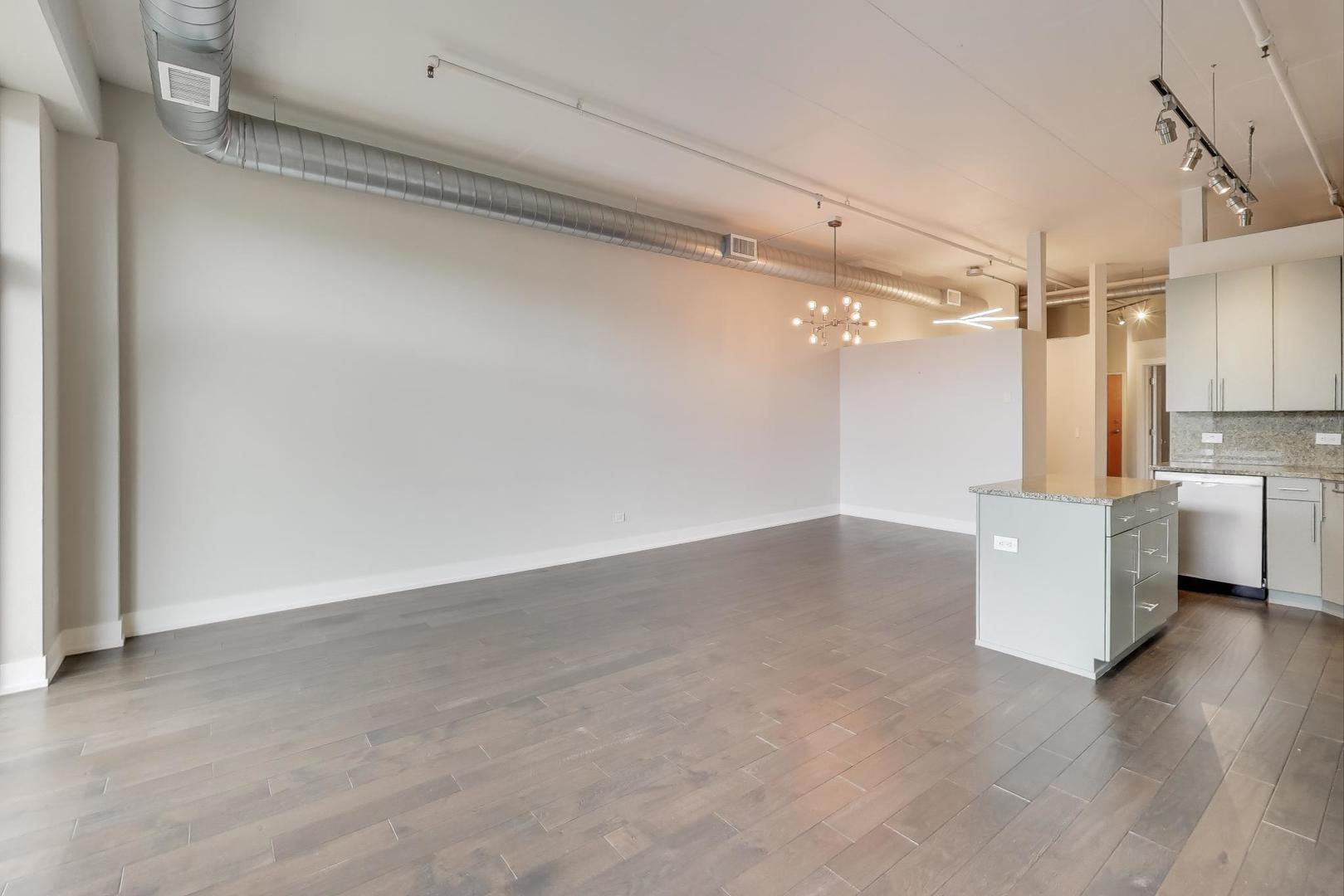 1301 W Madison Street Unit: 315
