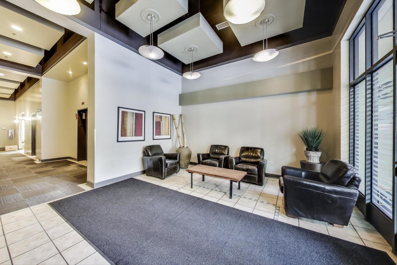 1301 W Madison Street Unit: 315