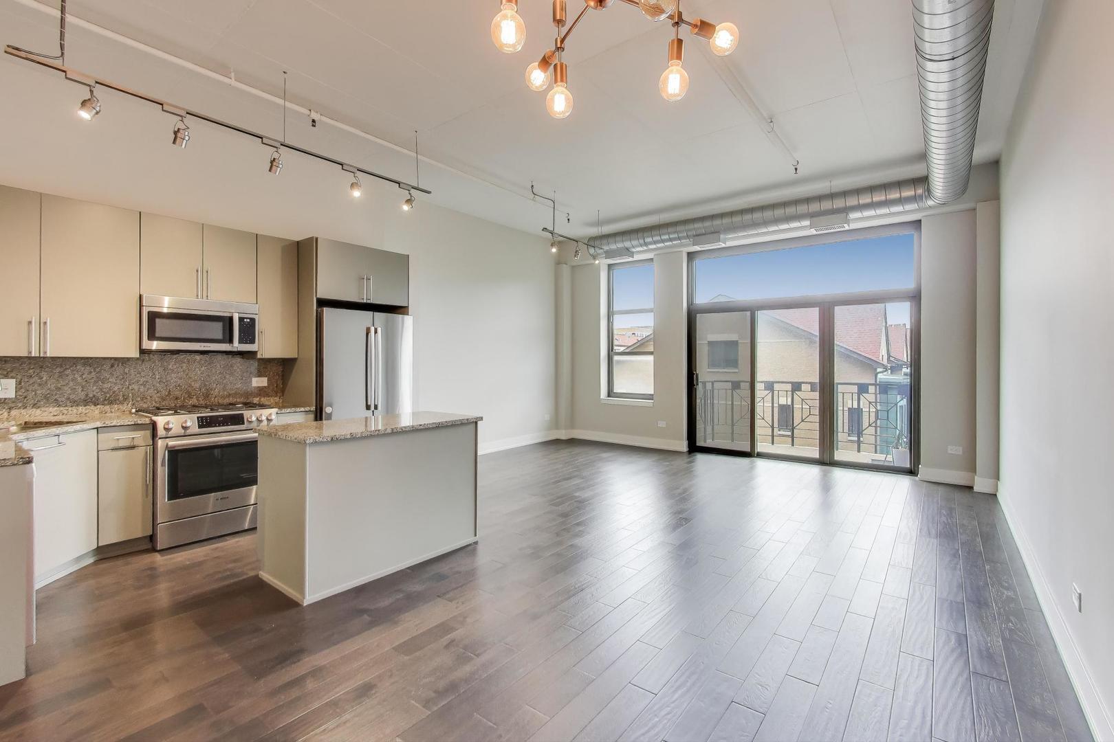 1301 W Madison Street Unit: 315