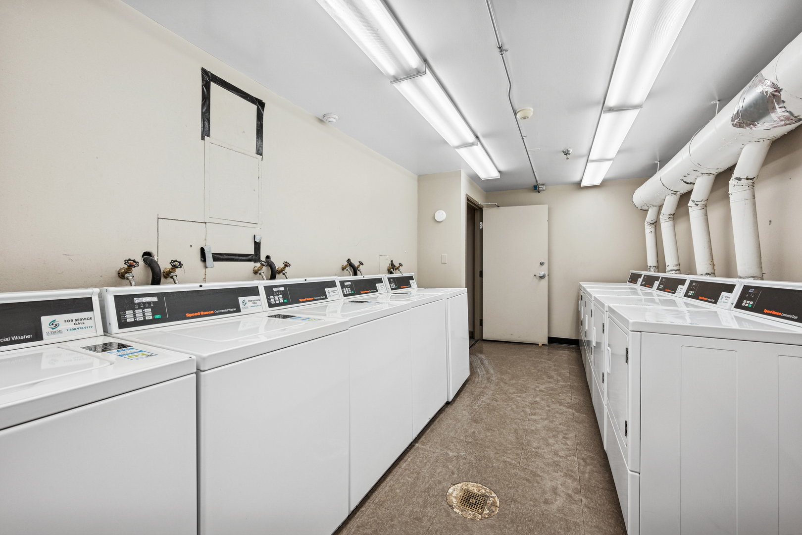 3150 N Sheffield Avenue Unit: 410