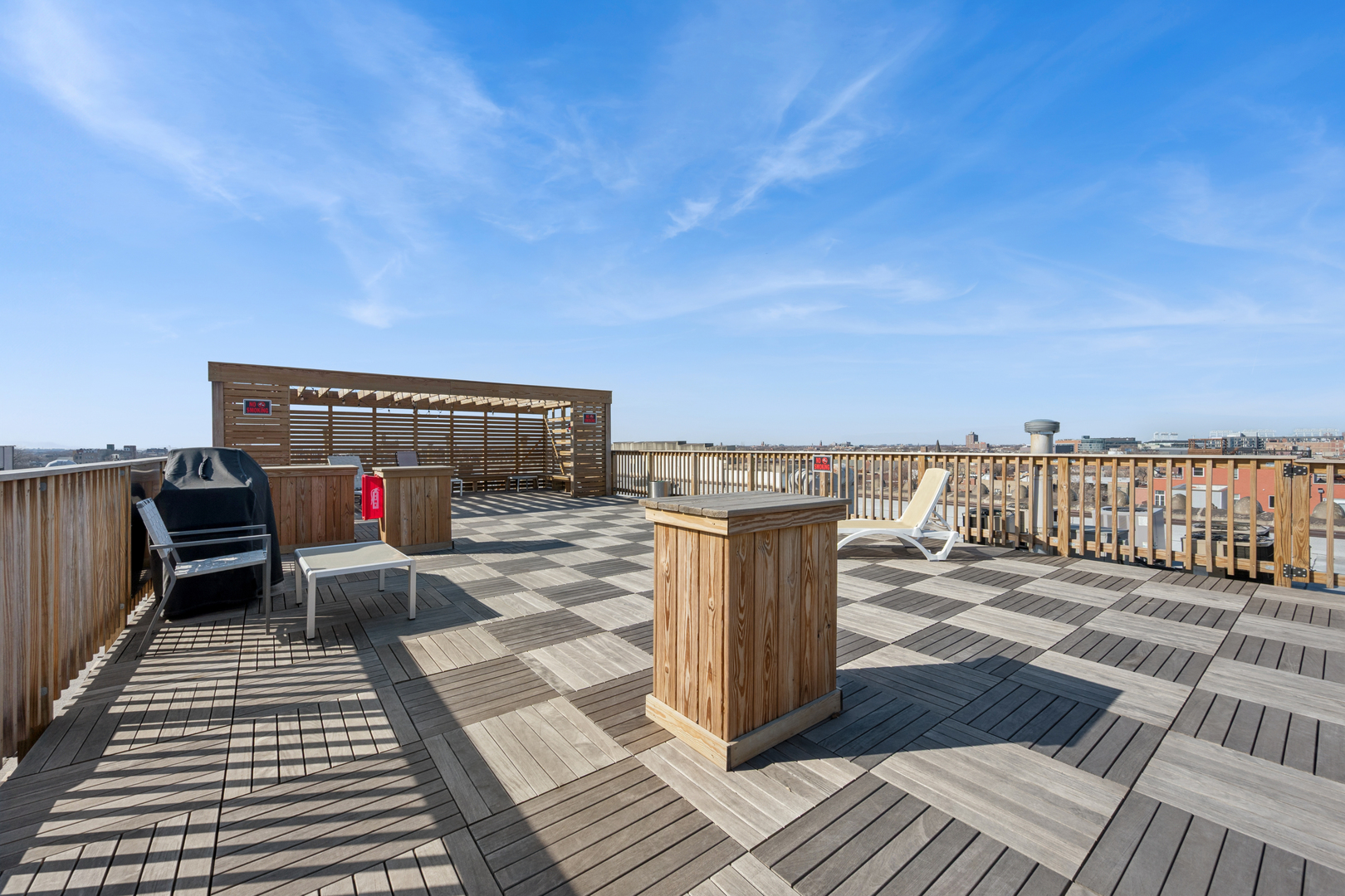 3150 N Sheffield Avenue Unit: 410