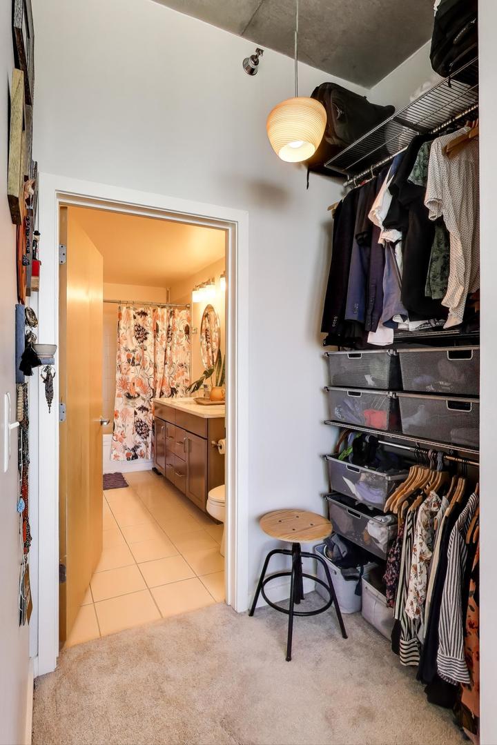 1720 S Michigan Avenue Unit: 2903