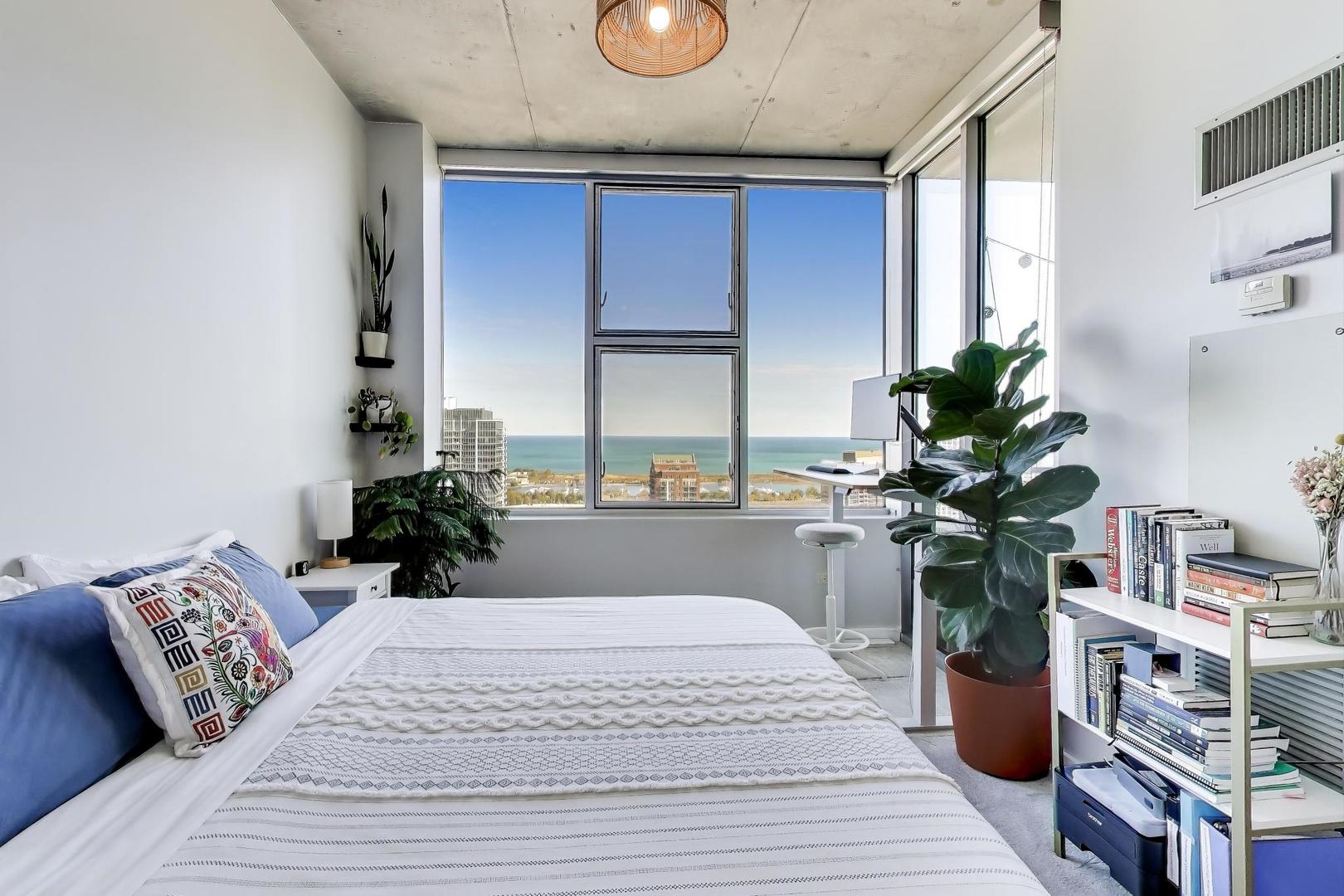 1720 S Michigan Avenue Unit: 2903