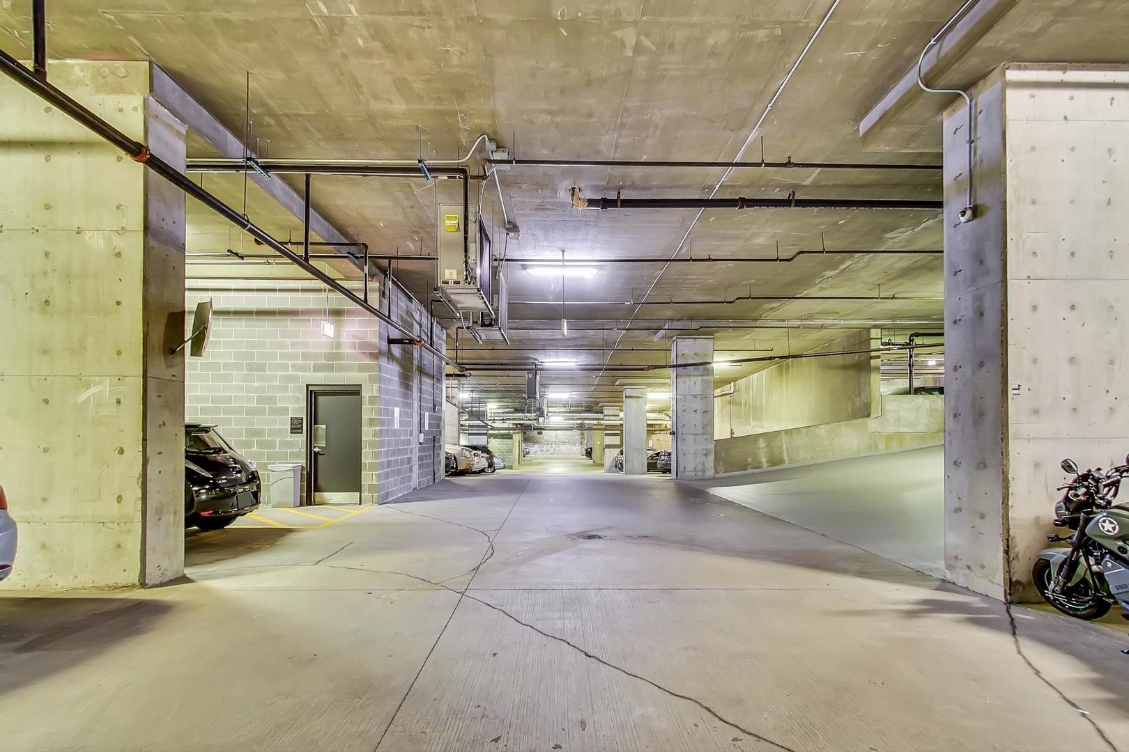 1720 S Michigan Avenue Unit: 2903