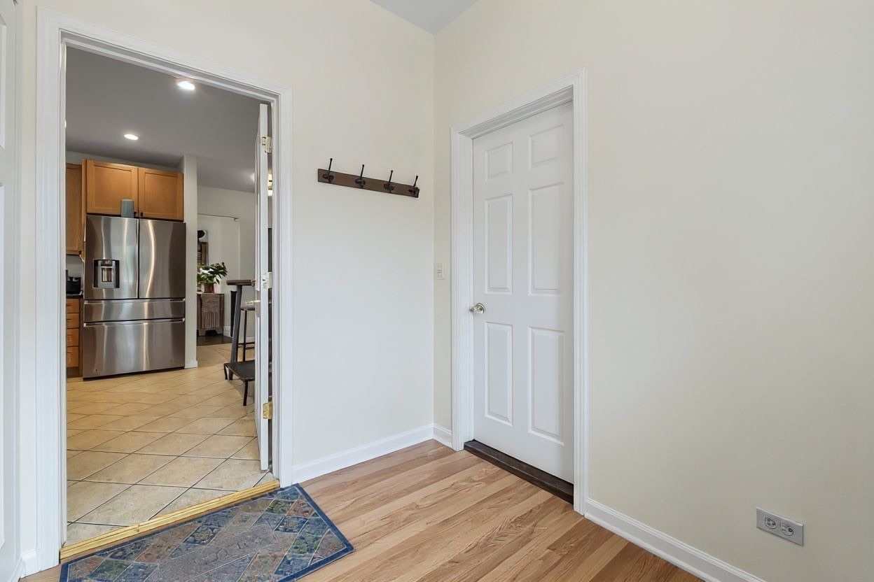 5410 W Hutchinson Street