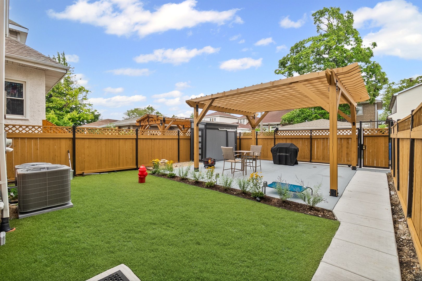 5410 W Hutchinson Street