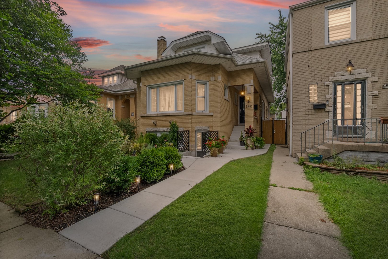 5410 W Hutchinson Street