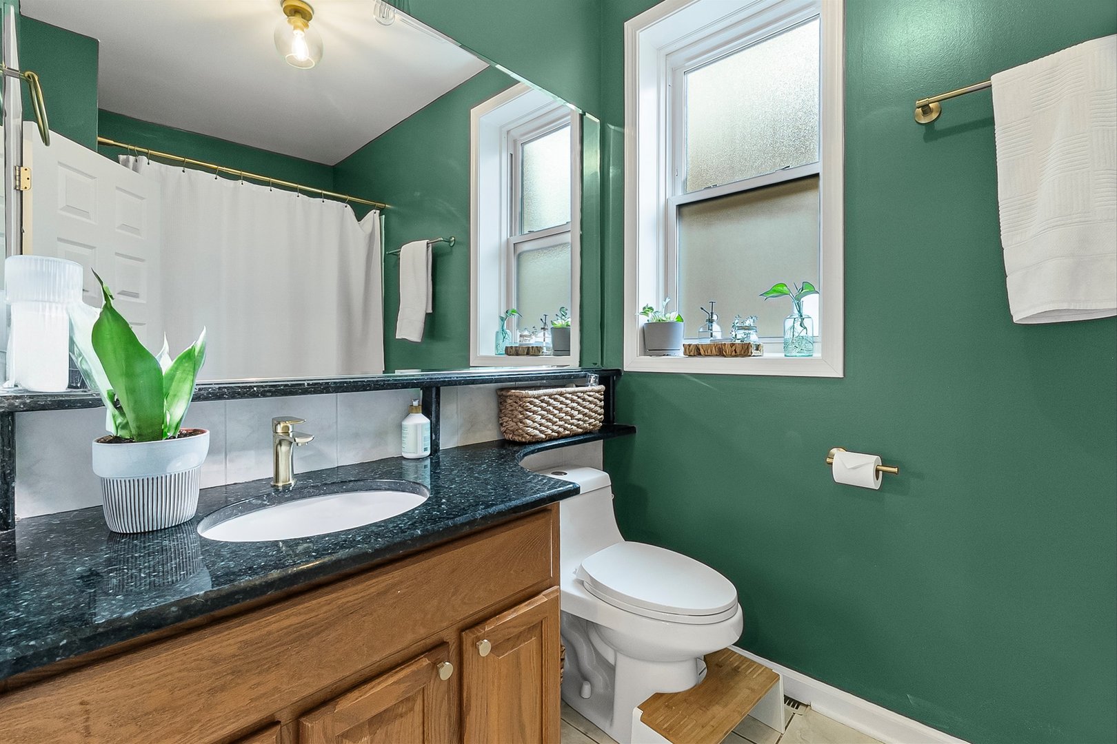 5410 W Hutchinson Street