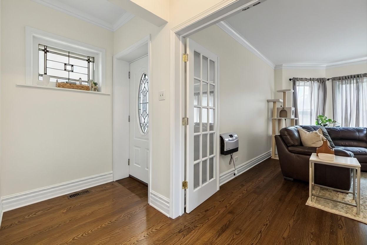 5410 W Hutchinson Street