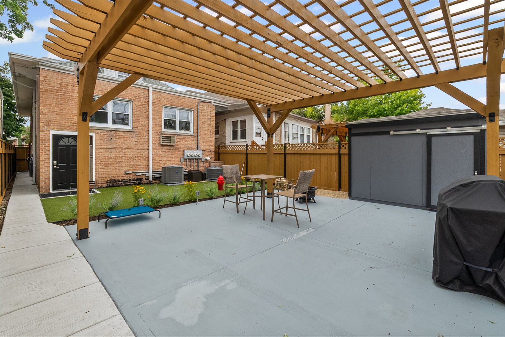 5410 W Hutchinson Street