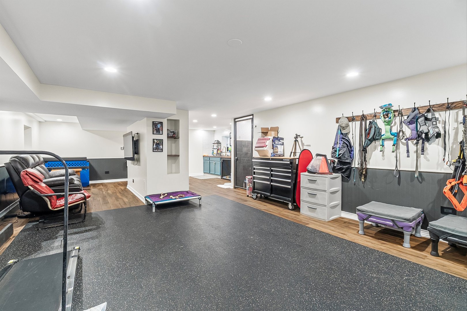 5410 W Hutchinson Street