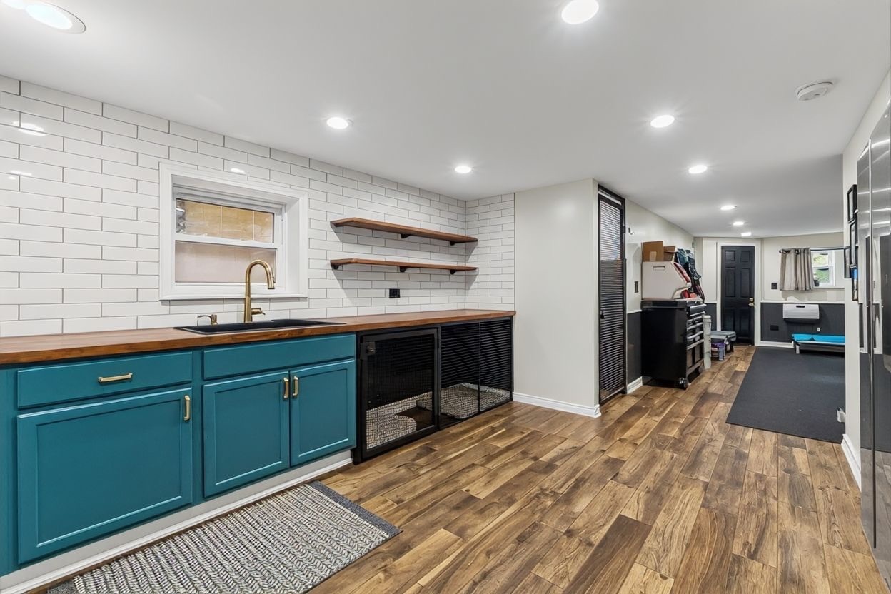 5410 W Hutchinson Street