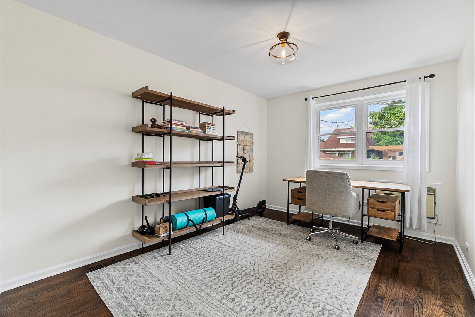 5410 W Hutchinson Street