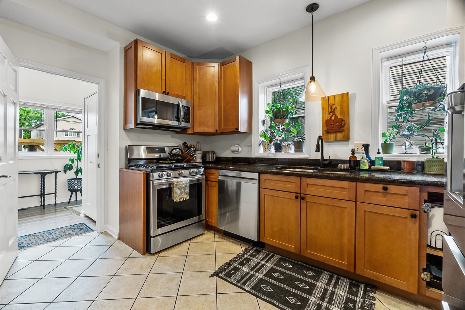 5410 W Hutchinson Street