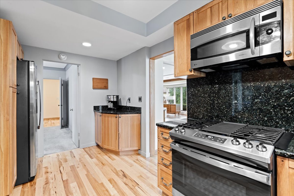 2256 W Birchwood Avenue