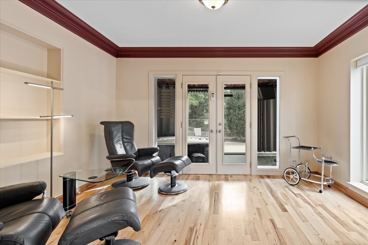 2256 W Birchwood Avenue