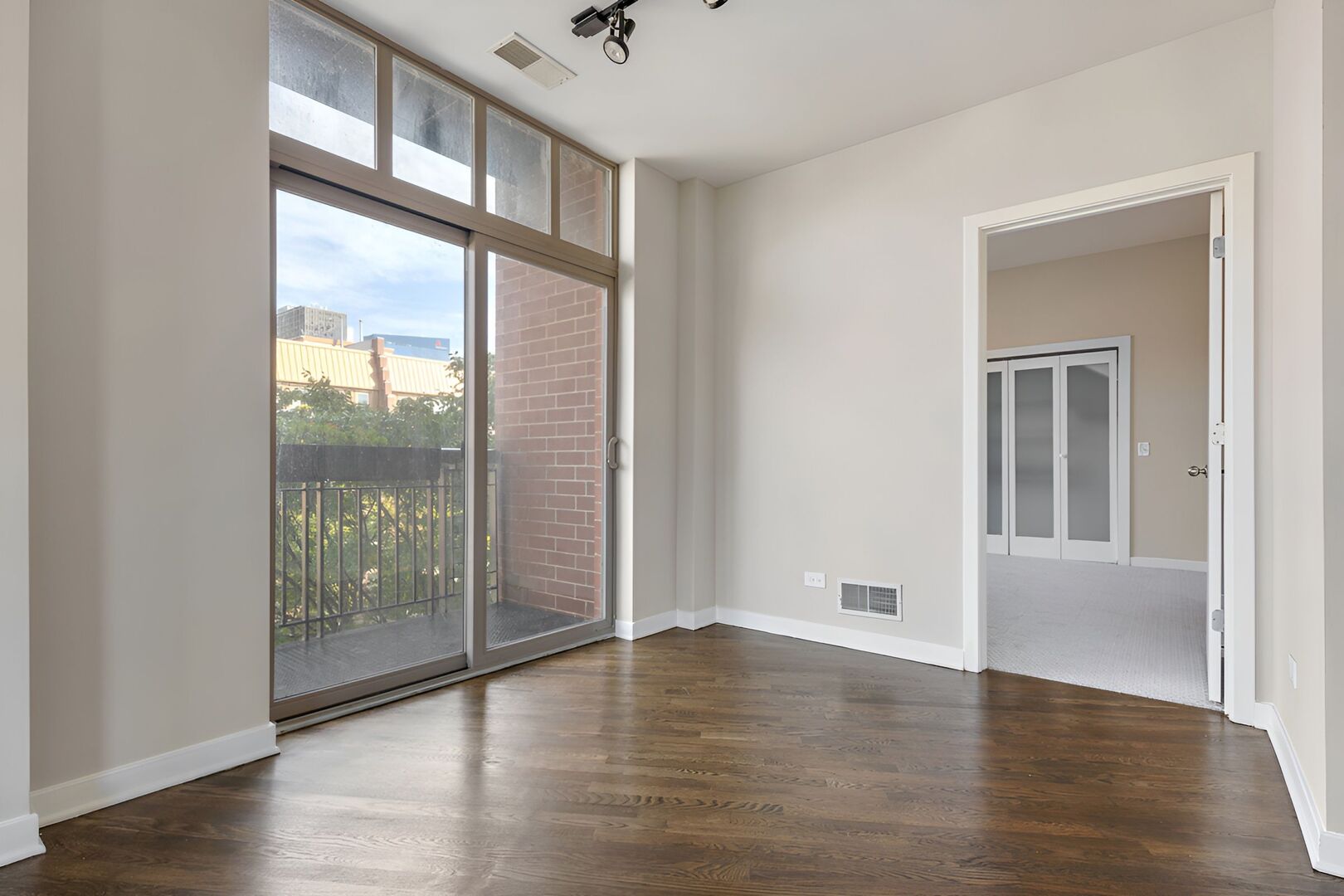 1910 S State Street Unit: 309