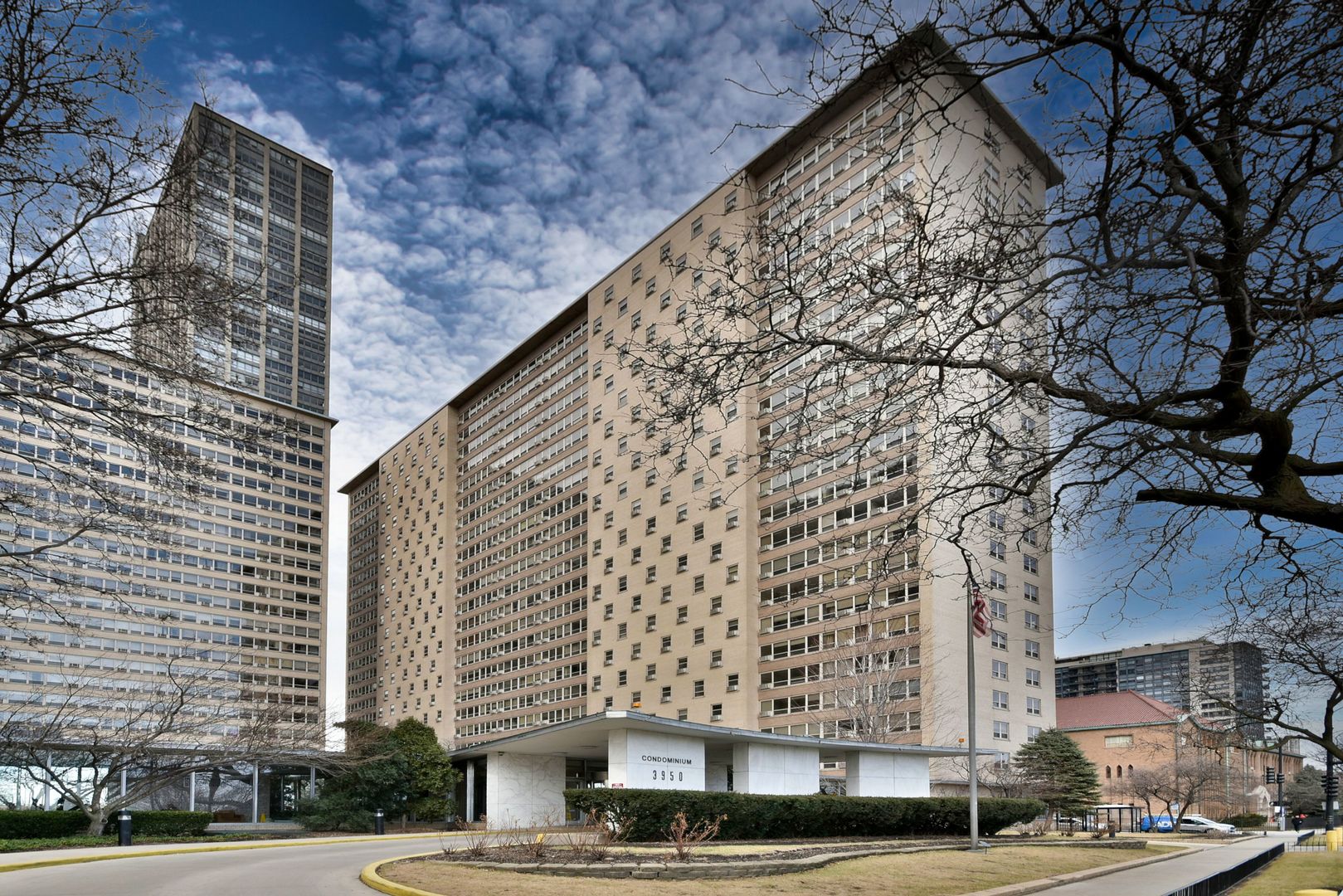 3950 N LAKE SHORE Drive Unit: 1202