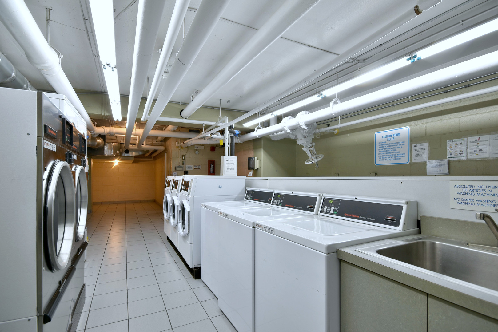 3950 N LAKE SHORE Drive Unit: 1202