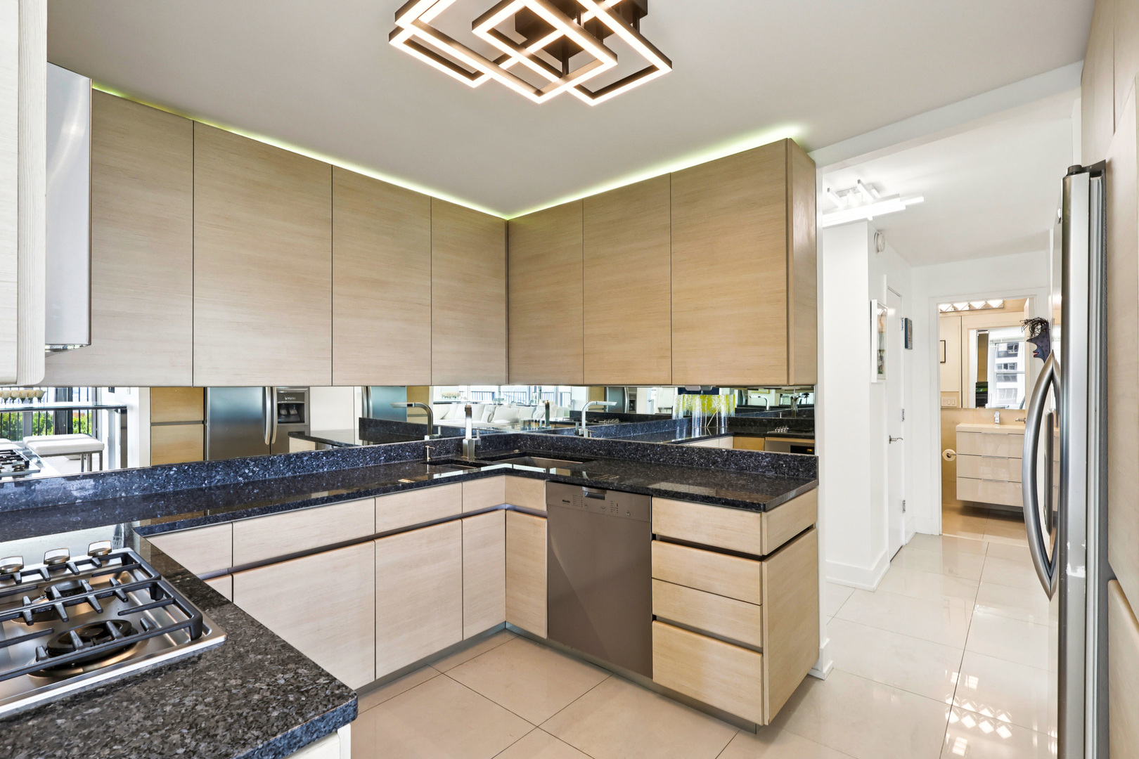 400 E Randolph Street Unit: 1119-20