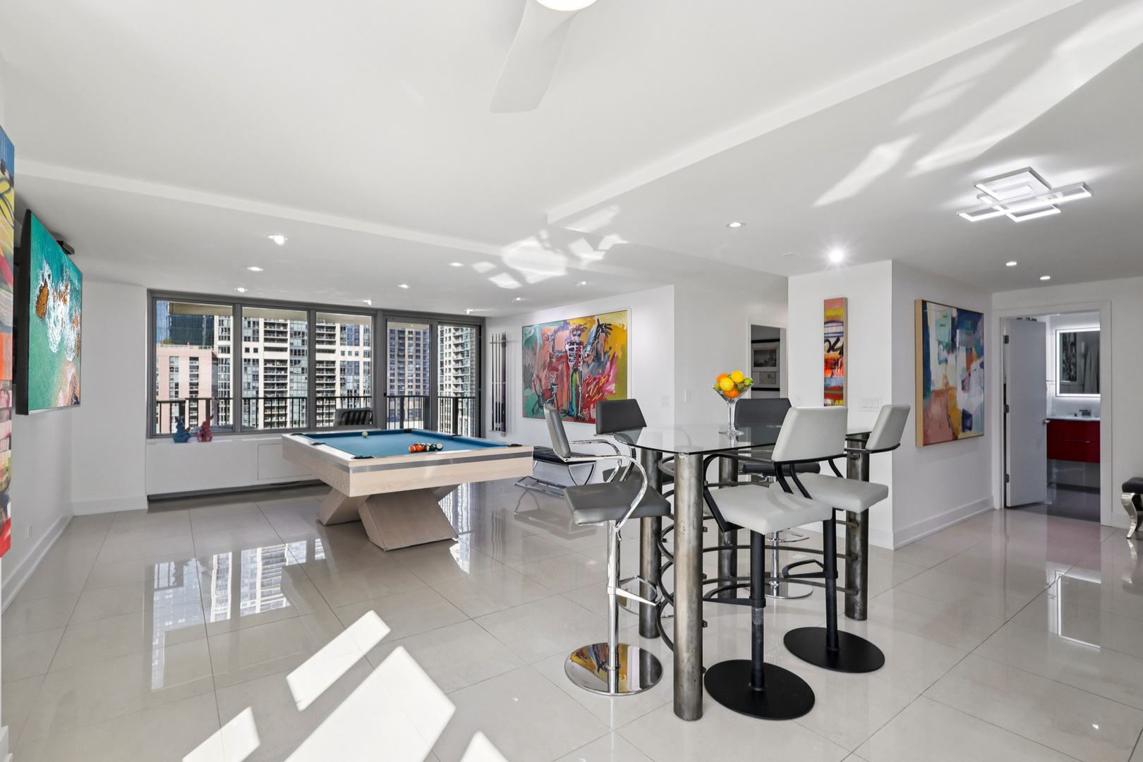 400 E Randolph Street Unit: 1119-20