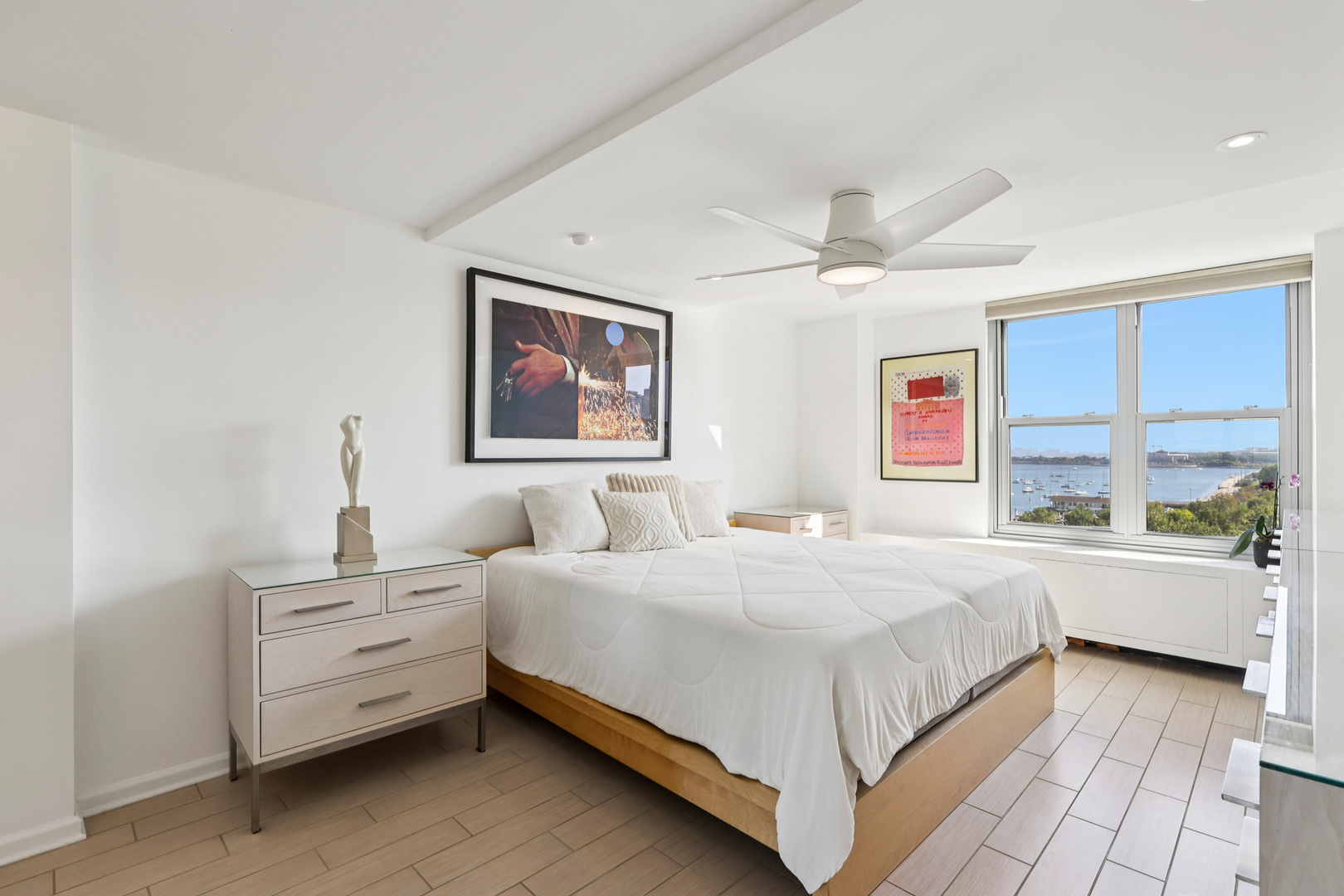 400 E Randolph Street Unit: 1119-20