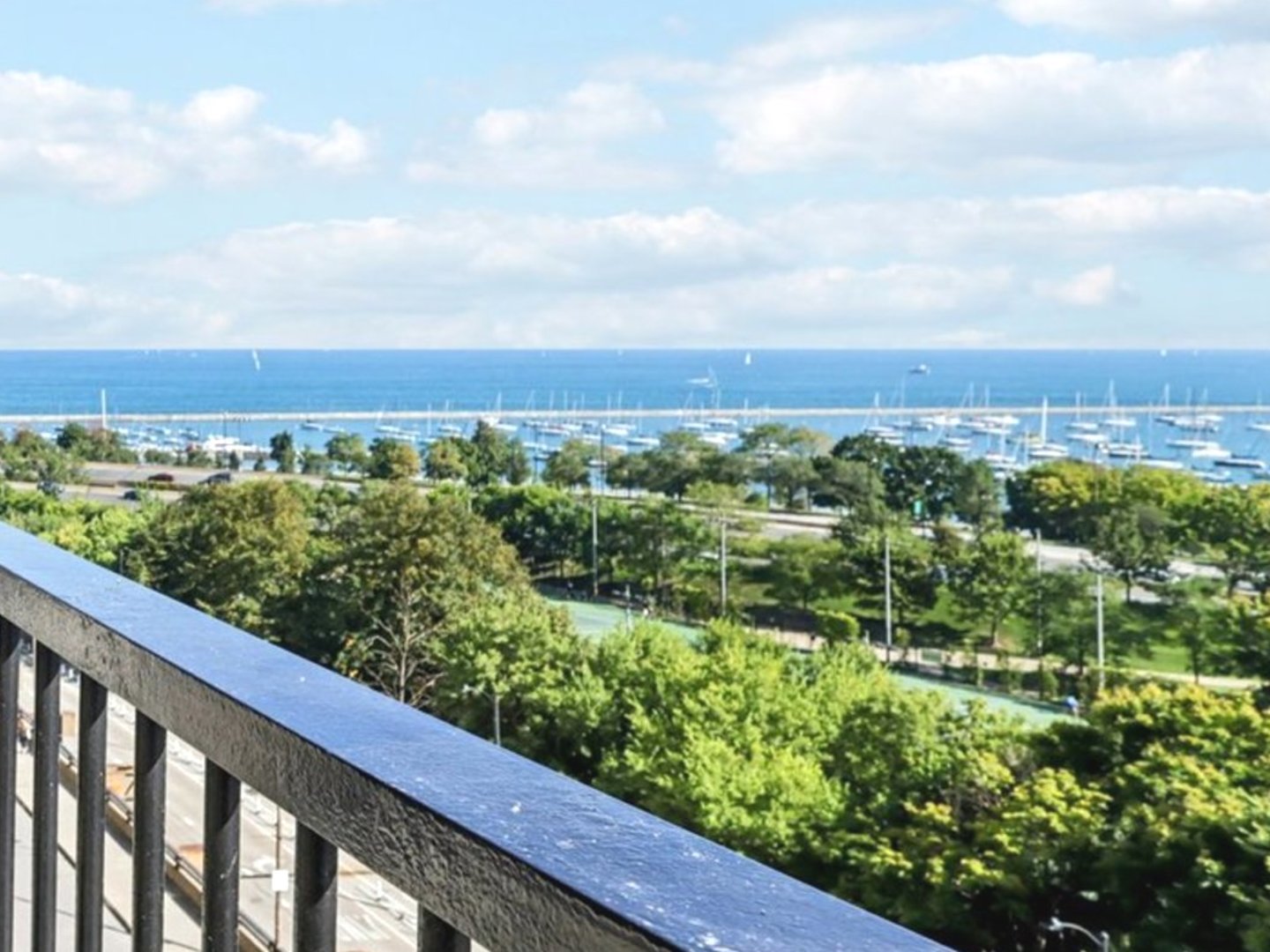 400 E Randolph Street Unit: 1119-20