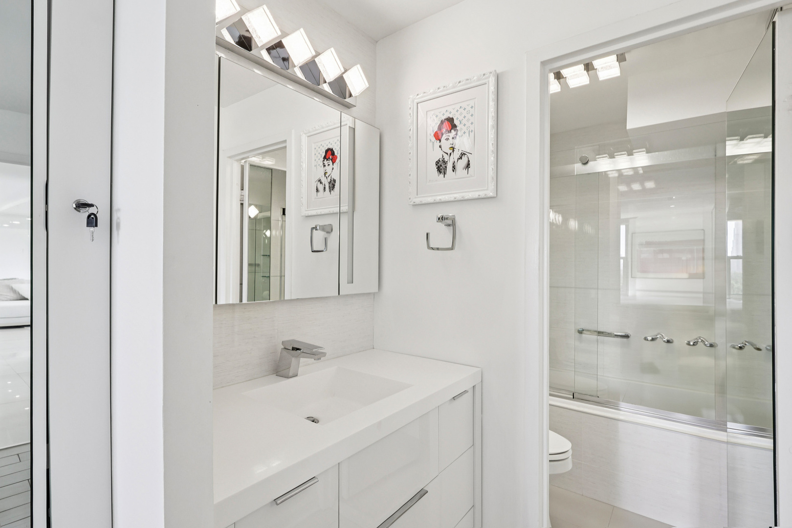 400 E Randolph Street Unit: 1119-20