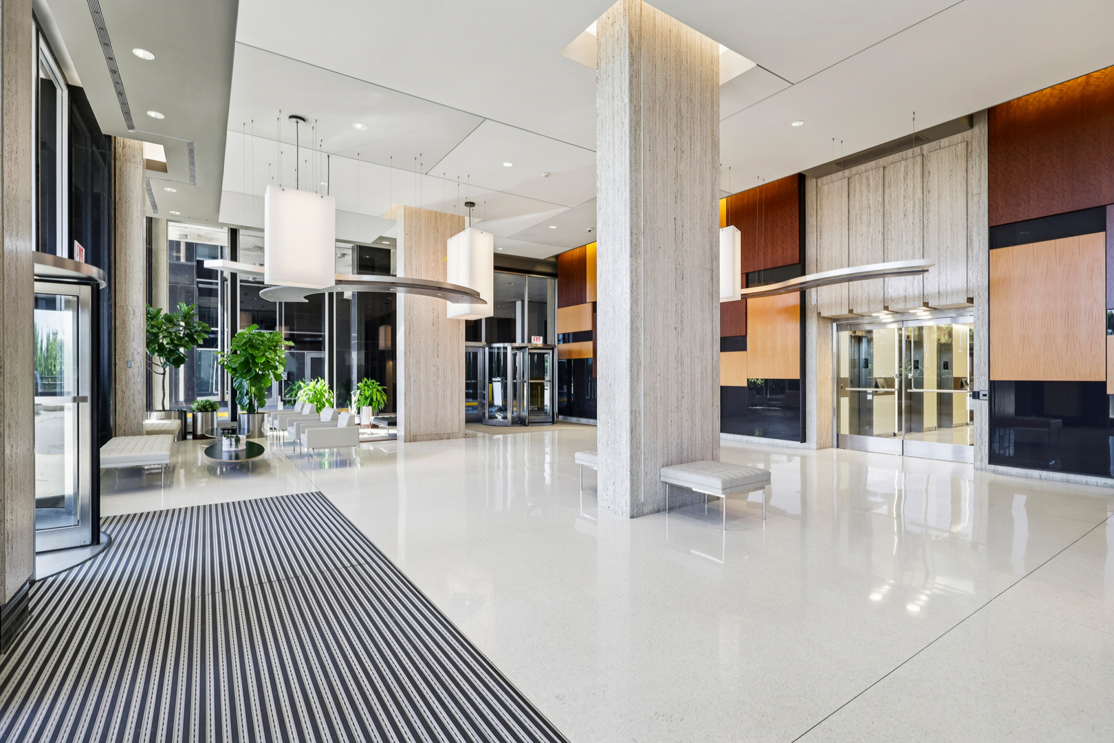 400 E Randolph Street Unit: 1119-20