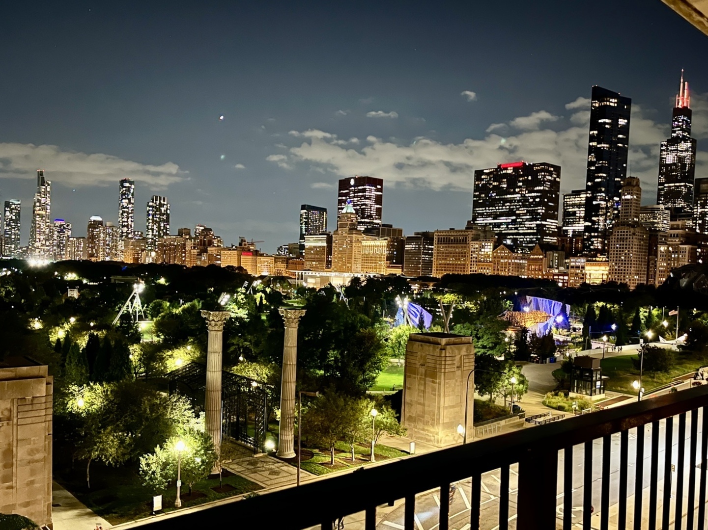 400 E Randolph Street Unit: 1119-20