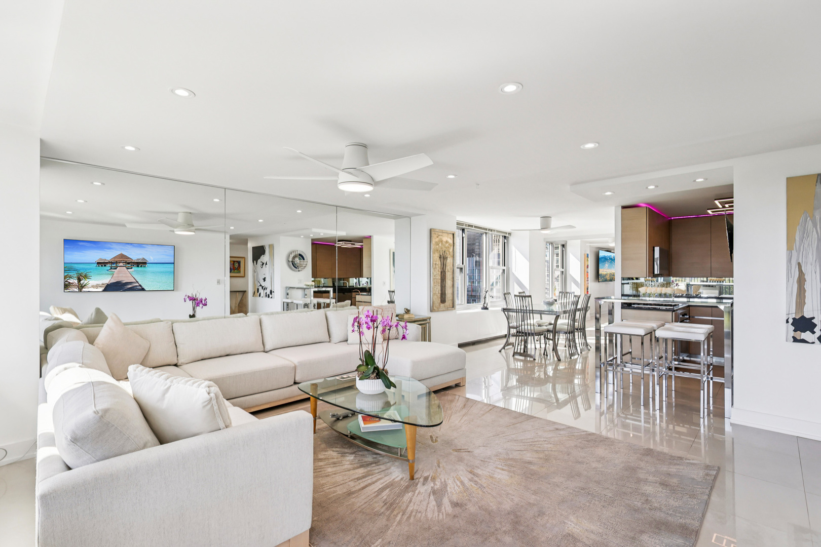 400 E Randolph Street Unit: 1119-20