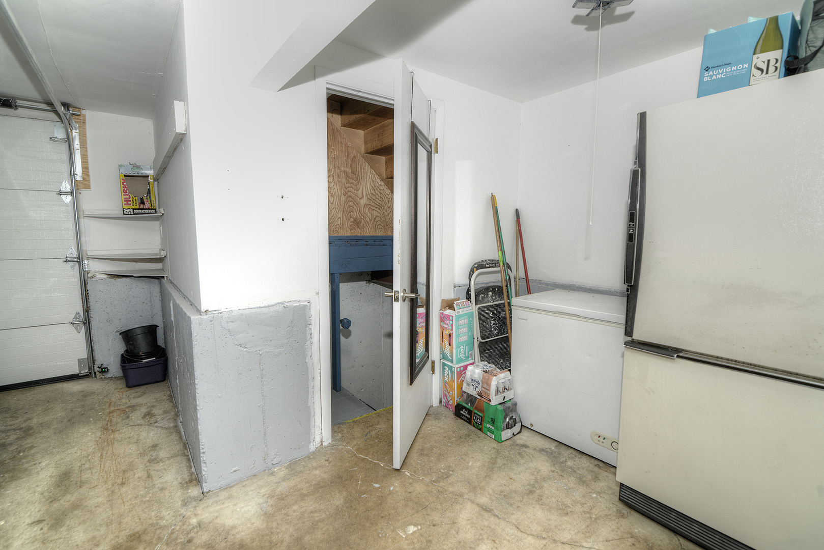 284 E Jefferson Street