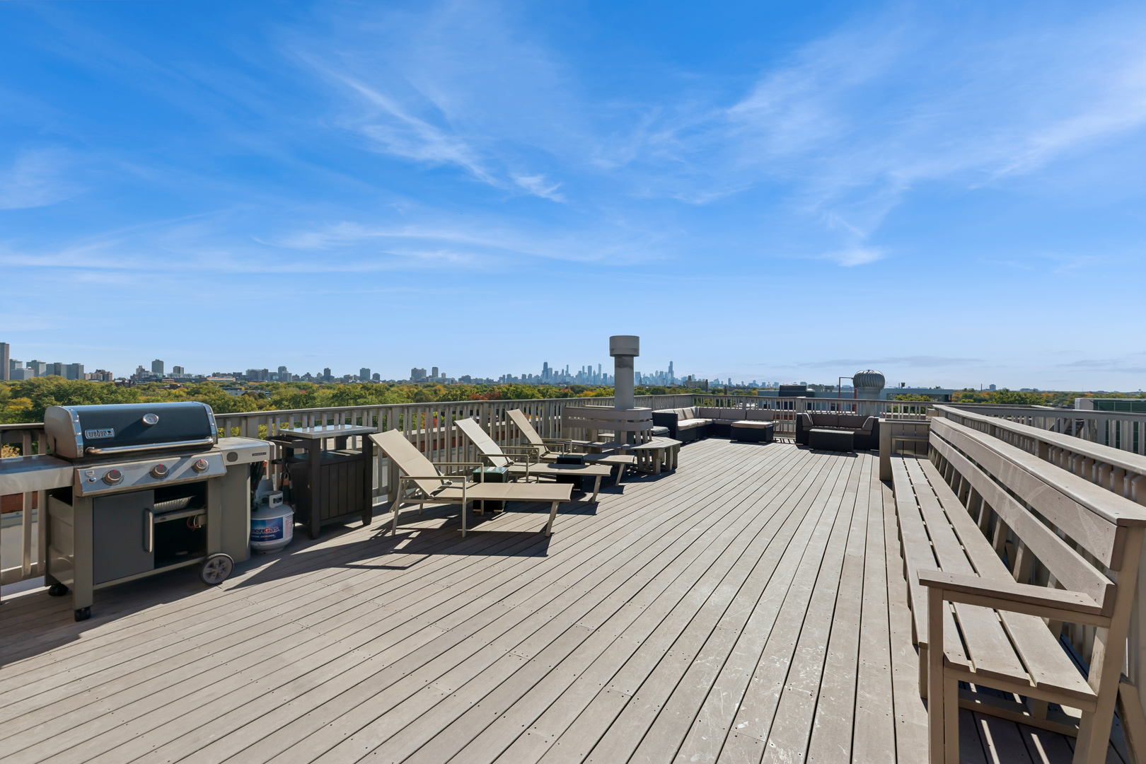 1801 W Larchmont Avenue Unit: 310