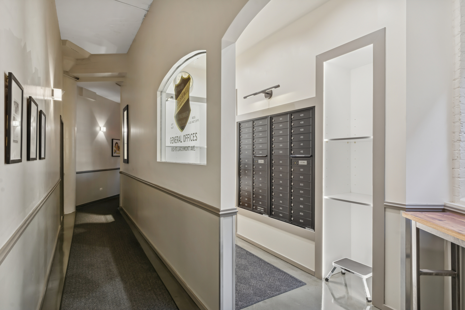 1801 W Larchmont Avenue Unit: 310